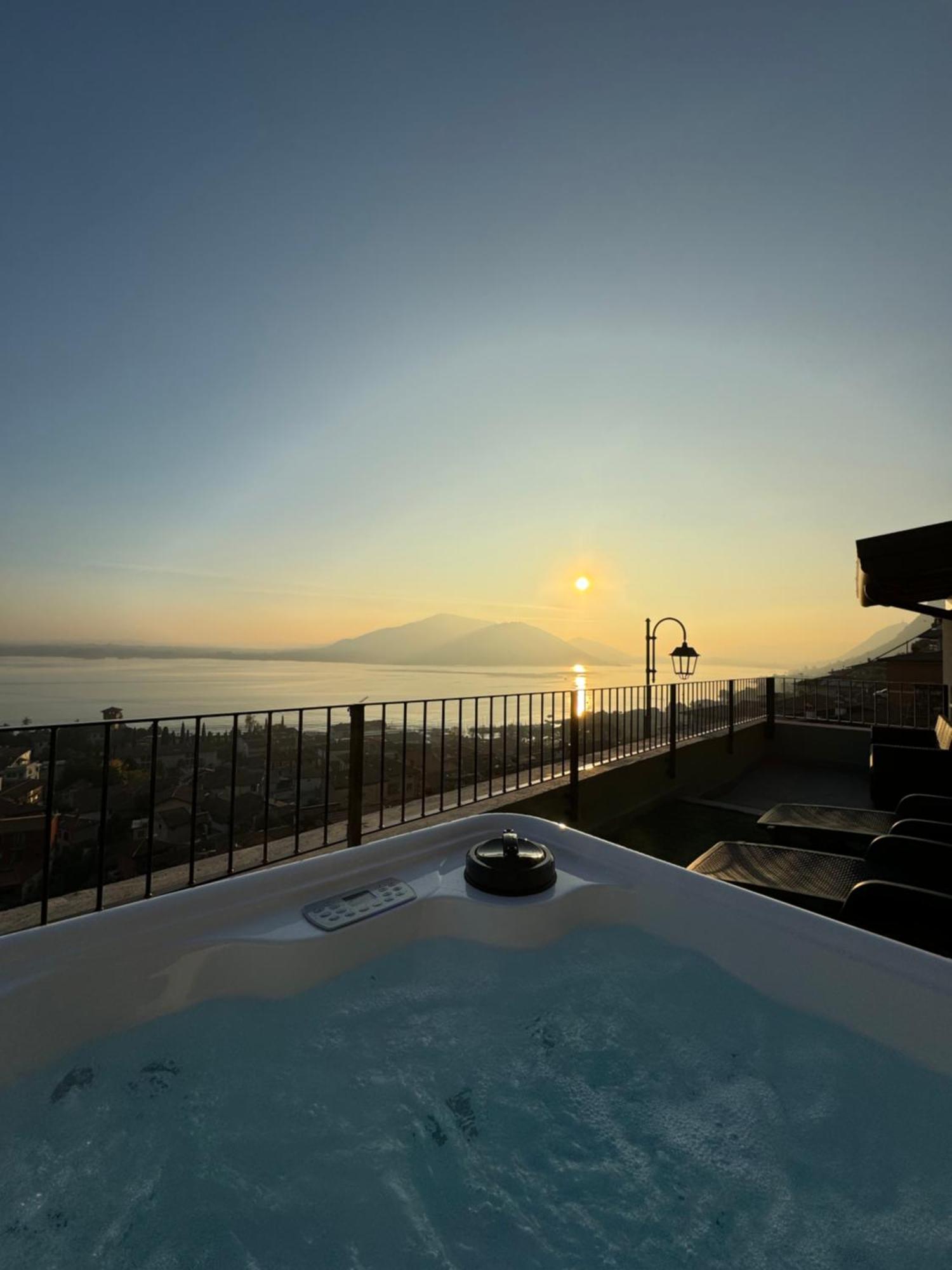 Terrazza Sulle Mura Predore Exterior foto